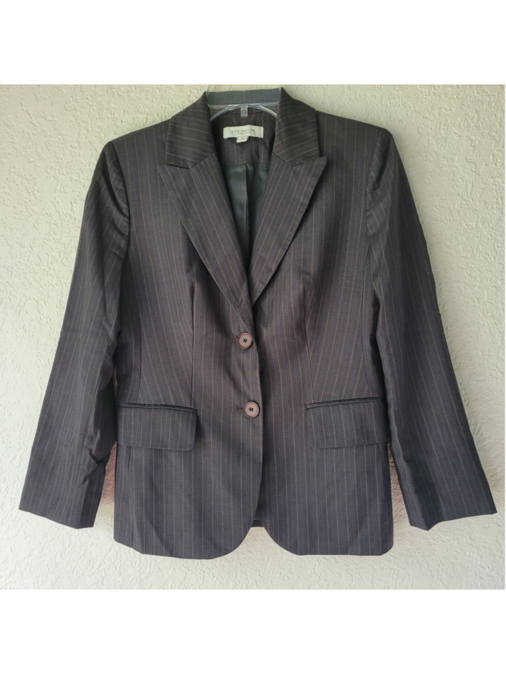 Ann Taylor Factory Dark Gray Women's 2 Button Streped Blazer Jacket Size 2.